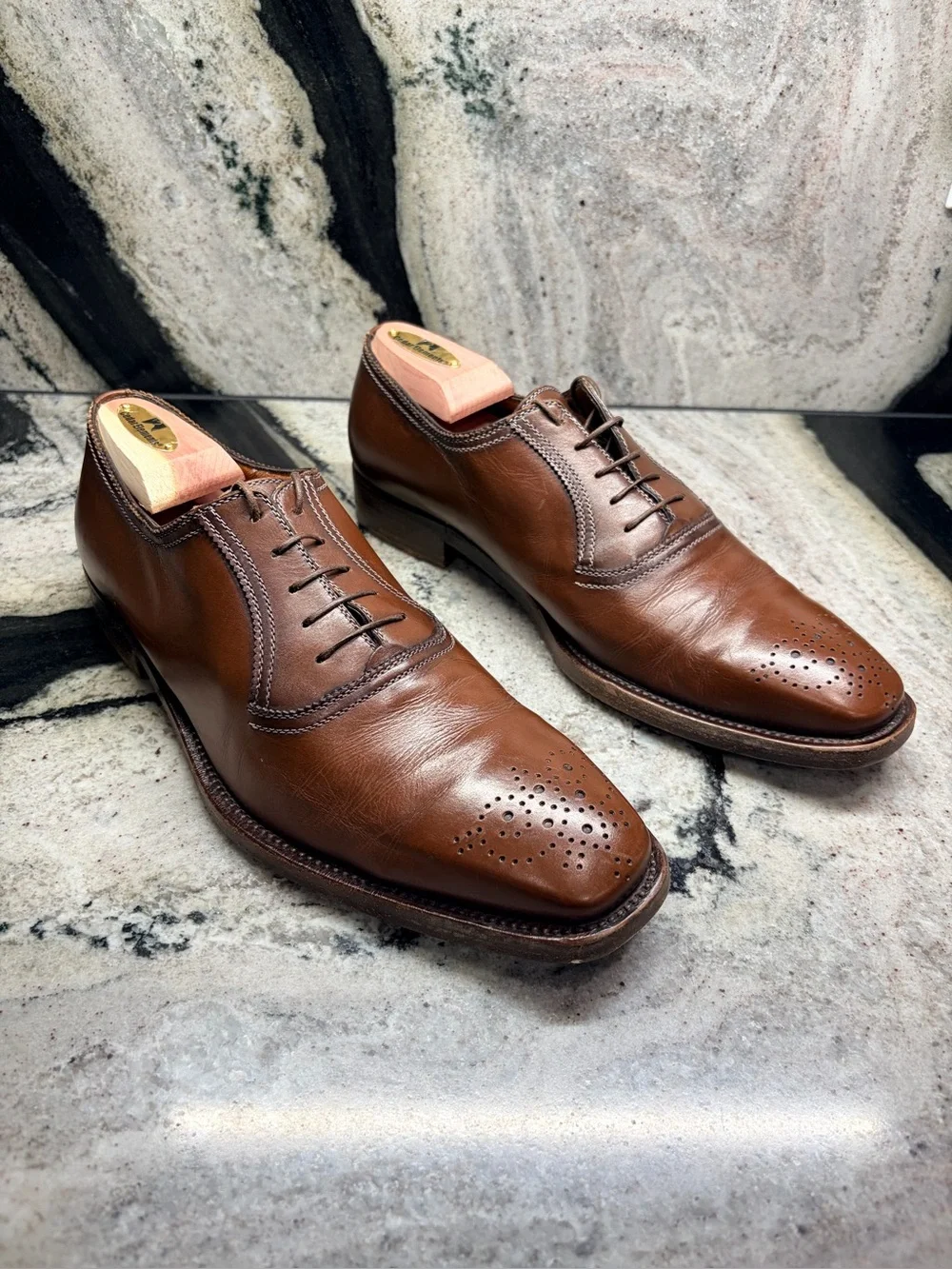 A.Testoni Black Label 8.5 M Brown Leather Medallion Oxford Shoes Italy